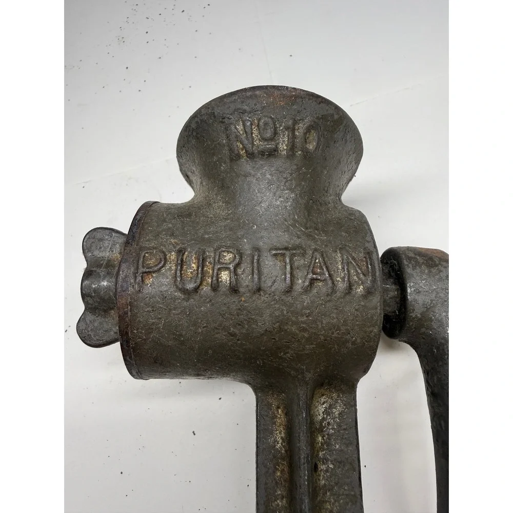 Antique Griswold Mfg Co Cast Iron Meat Grinder Hand Crank Wood Handle Erie PA